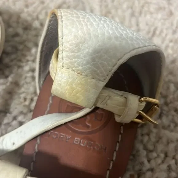 Gently used Tory Burch ivory phoebe flat sandals size 7.5 - Picture 4 of 6